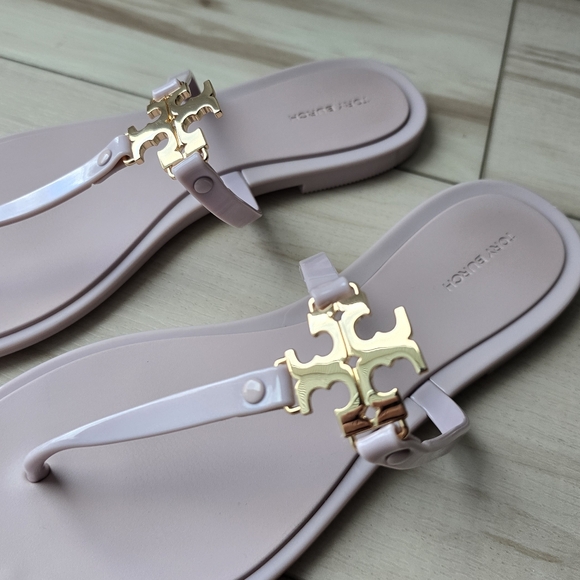 Tory Burch Women's Roxanne Jelly Sandals In Meadowsweet/Gold - Picture 10 of 15